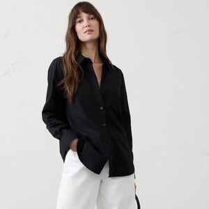 Banana Republic Linen Blend Button Down